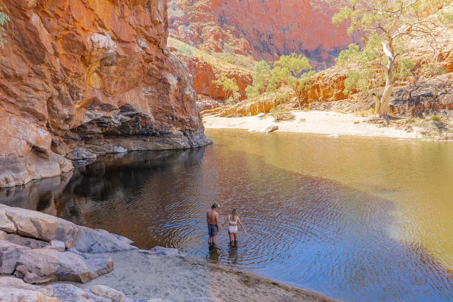 west macdonnell ranges walks